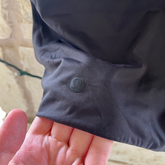 Lululemon stretch crop tee - Picture 5 of 5